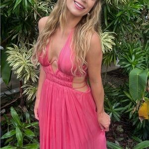 Elegant Pink Halter Maxi Dress